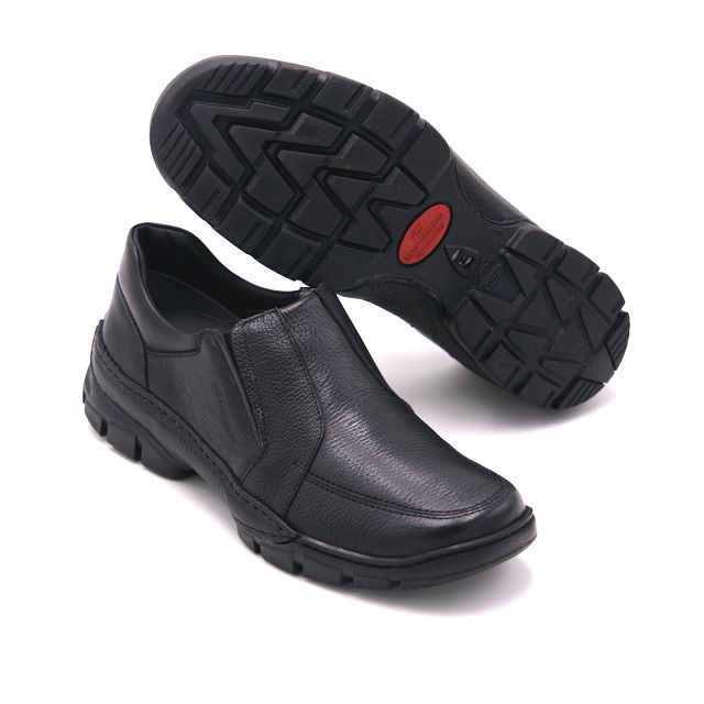SAPATOTERAPIA 巴西型男簡約風格直套式休閒鞋 男鞋-黑