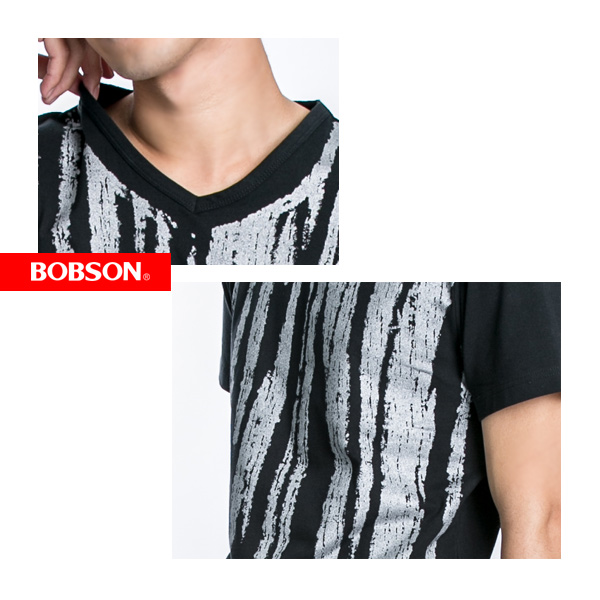 BOBSON 男款刷紋印圖短袖上衣(黑88)