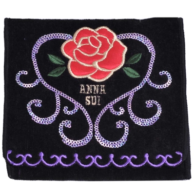 ANNA SUI 優美玫瑰刺繡亮片愛心圖騰機能方巾袋(黑)