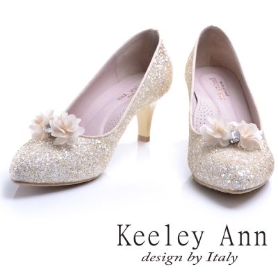 Keeley Ann 甜美新娘可拆式晶鑽花兒飾釦真皮軟墊中跟鞋(金色)