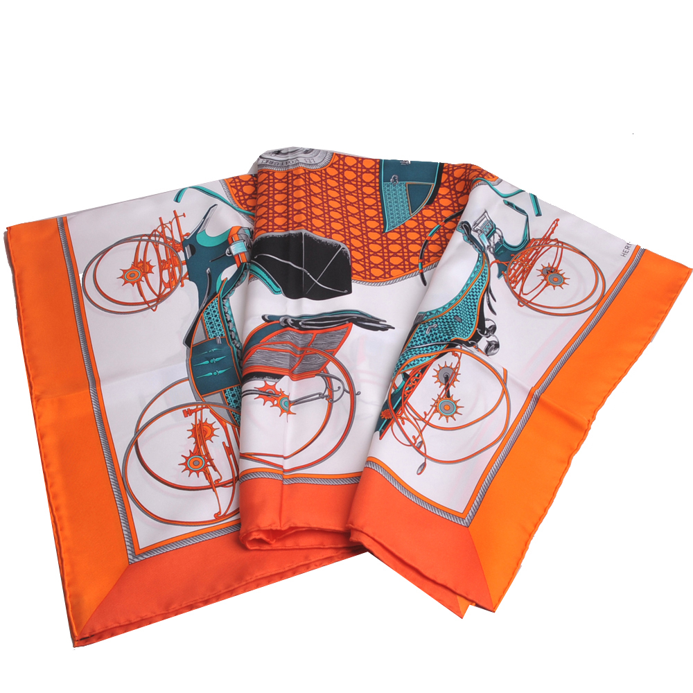HERMES 品牌馬車圖騰系列TWILLY絲質90CM正方絲巾(鮮橘邊)