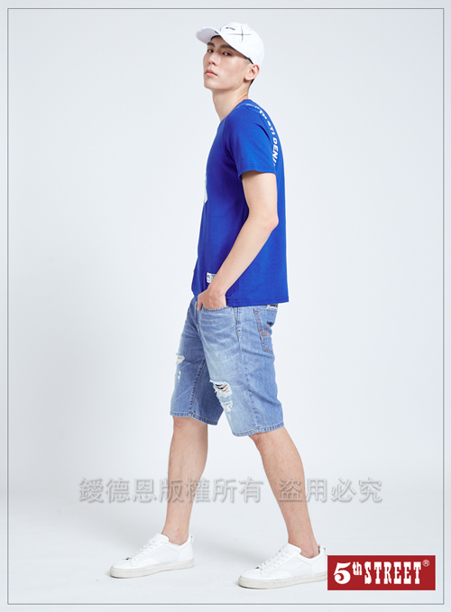 5th STREET 滑板袋花短袖T恤-男-寶藍色