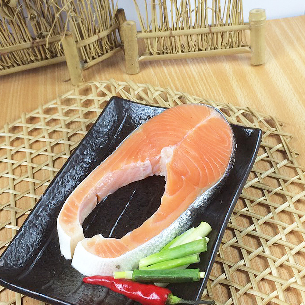 買一送一 好神深海瑰寶生凍鮭魚片4片組(165g/片 共8片)