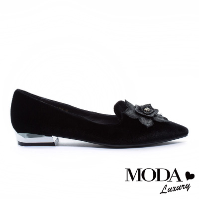 低跟鞋 MODA Luxury 優雅神秘立體花卉尖頭低跟鞋－黑