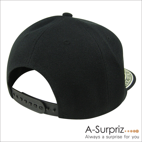 A-SurprizBOY字母圖騰夜光棒球帽(黑)