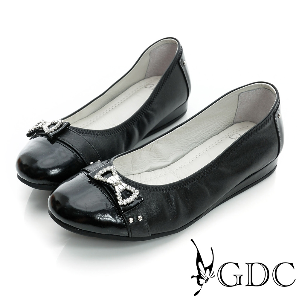 GDC百搭-鉚釘小蝴蝶造型水鑽真皮平底娃娃鞋-黑色