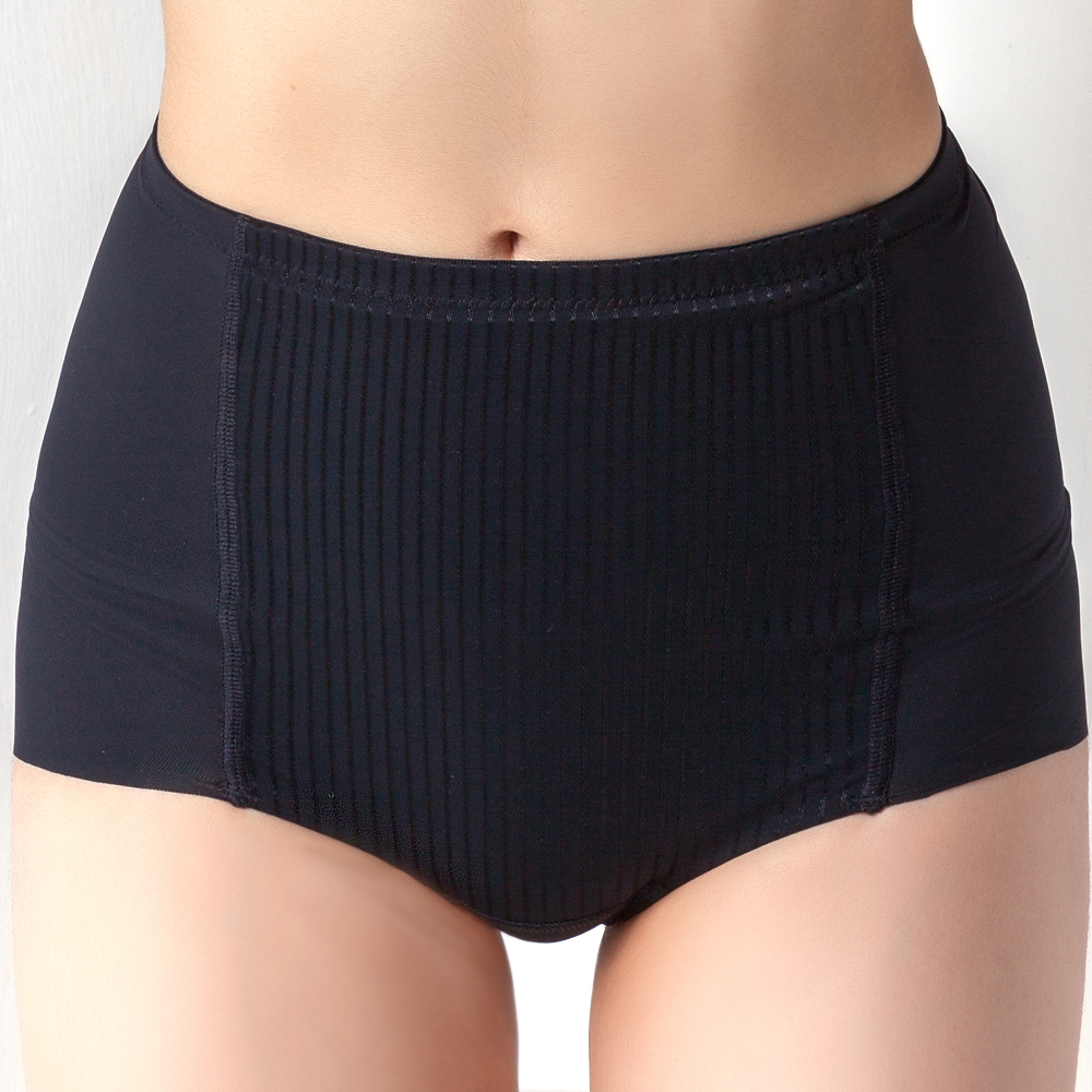 思薇爾 舒曼曲線系列修飾型高腰平口束褲(黑色)