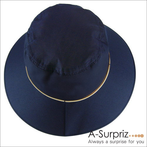 A-Surpriz 圓木釦綁麂皮繩遮陽帽(深藍)附防風繩