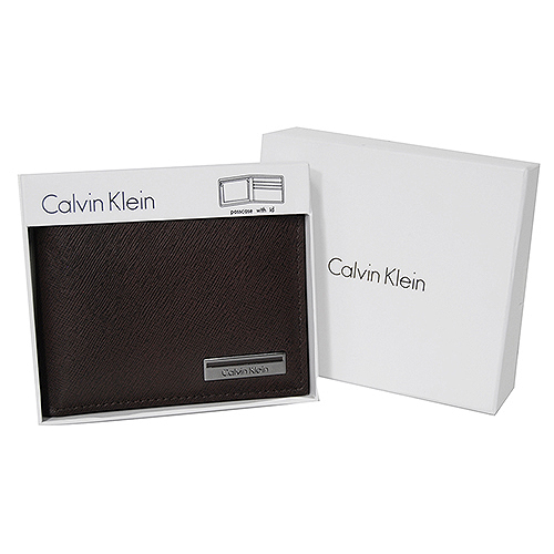 Calvin Klein咖色真皮壓紋雙摺短夾附卡片夾