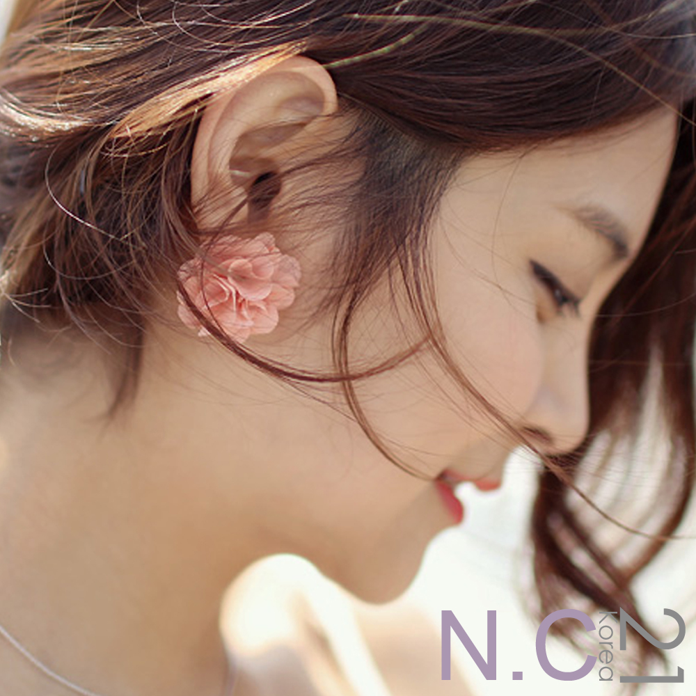 N.C21-春意朵朵粉嫩花布造型耳環 (共二色)