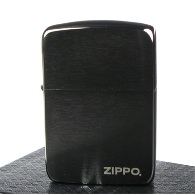 【ZIPPO】美系~LOGO字樣-黑冰1941復刻版打火機