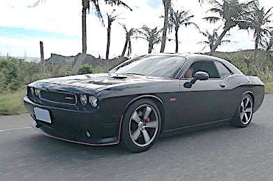 2012型 Dodge Challenger SRT8 392