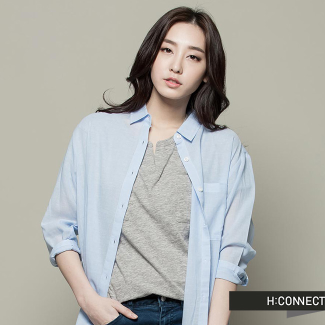 H:CONNECT 韓國品牌 CONNECT系列 女裝-純色素面長版襯衫-藍(快)