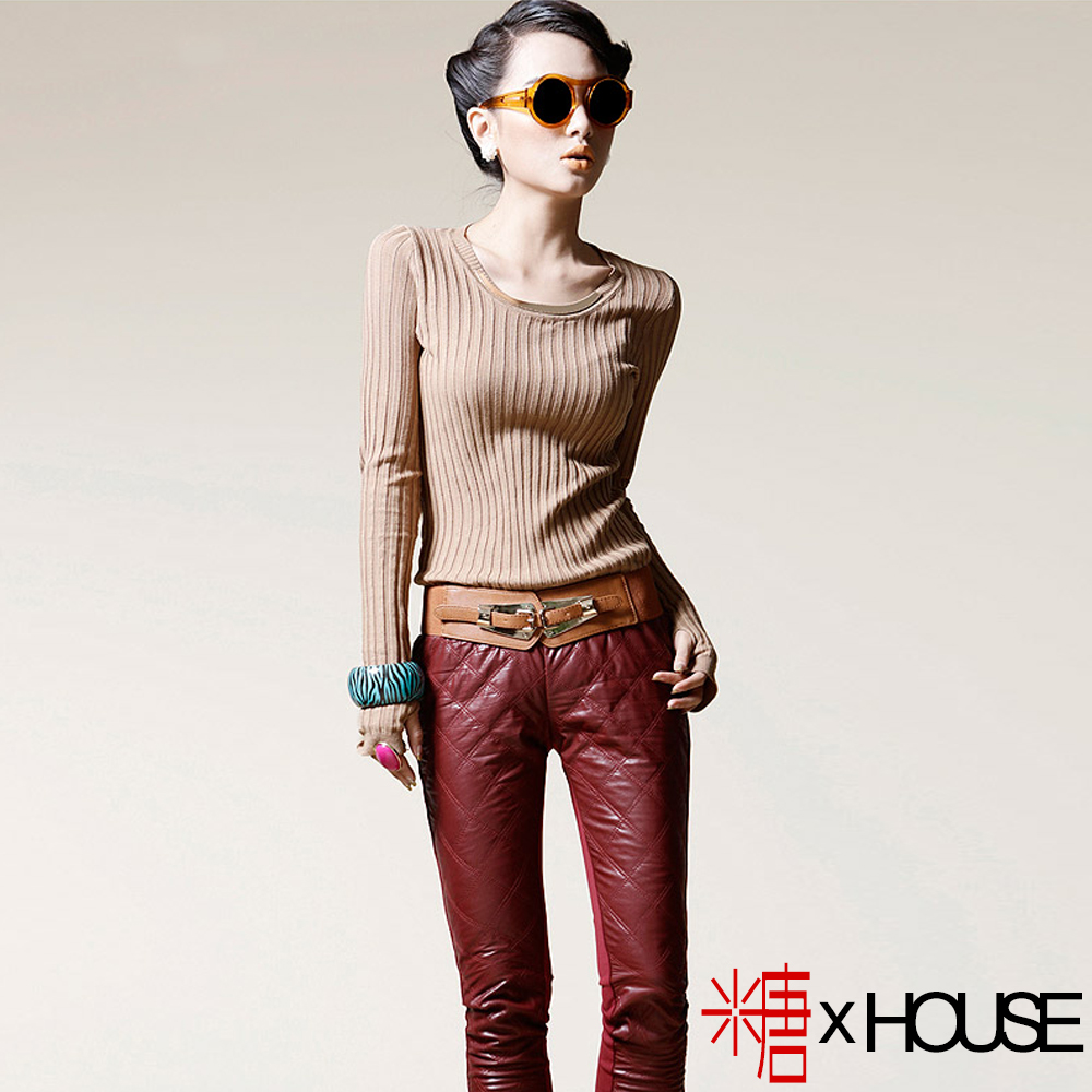 金屬片裝飾中長款針織上衣 (共二色)-糖 x House