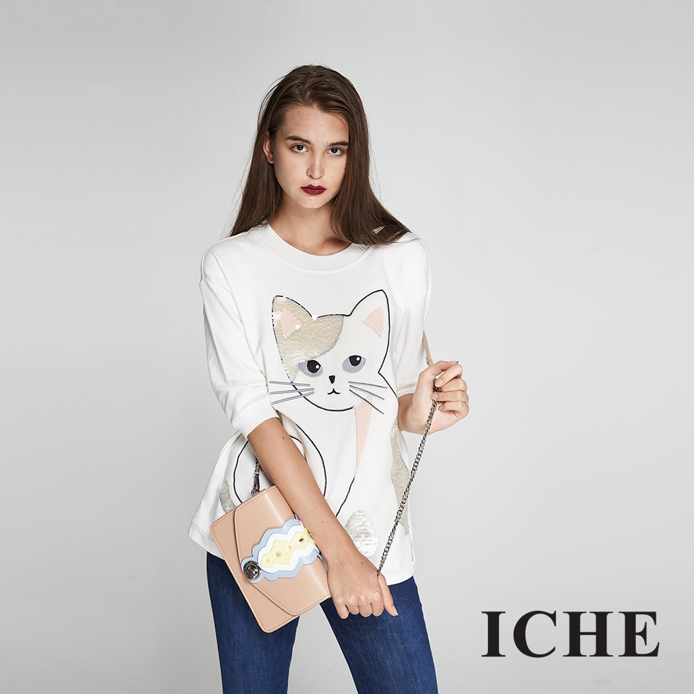 ICHE衣哲 時尚造型貓鑲飾亮片七分袖長版上衣