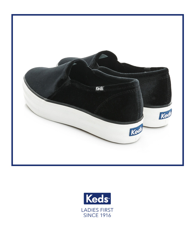 Keds TRIPLE DECKER 華麗氣質休閒便鞋-天鵝絨黑