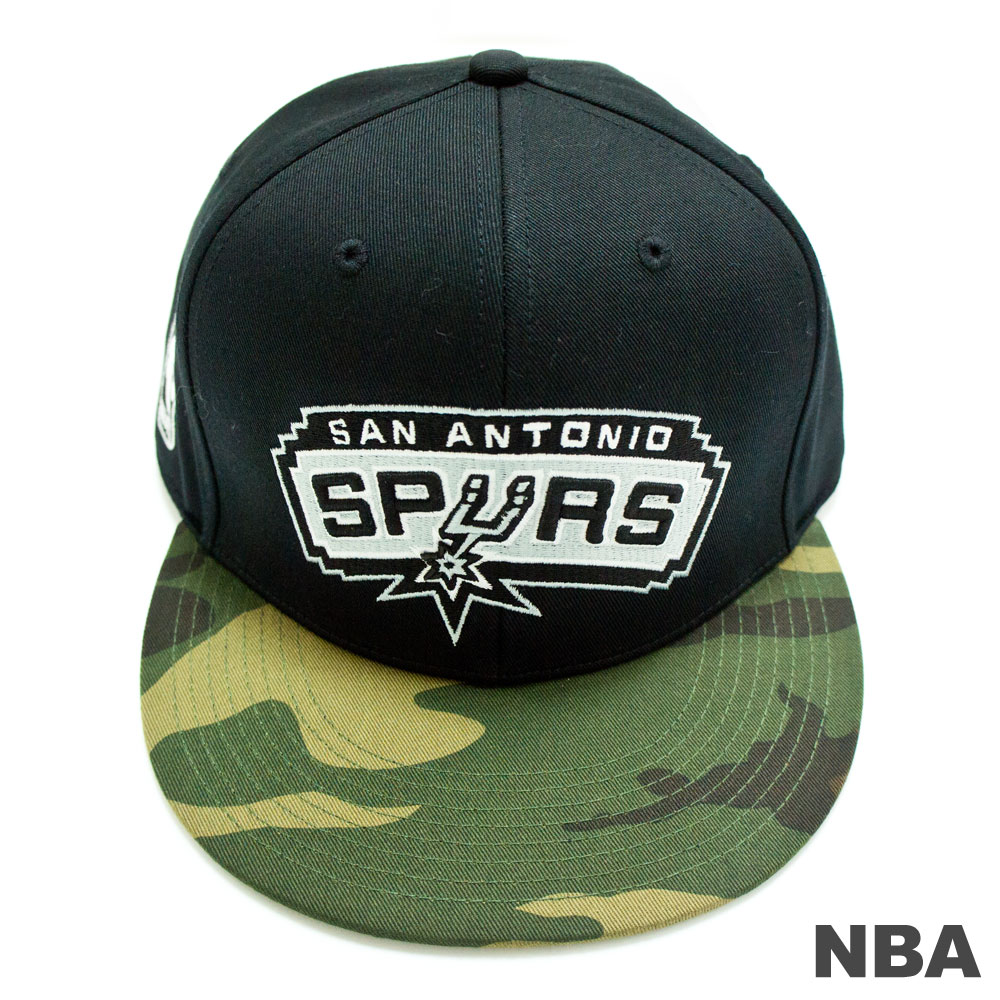 NBA-聖安東尼奧馬刺隊迷彩拼接可調式嘻哈帽-黑