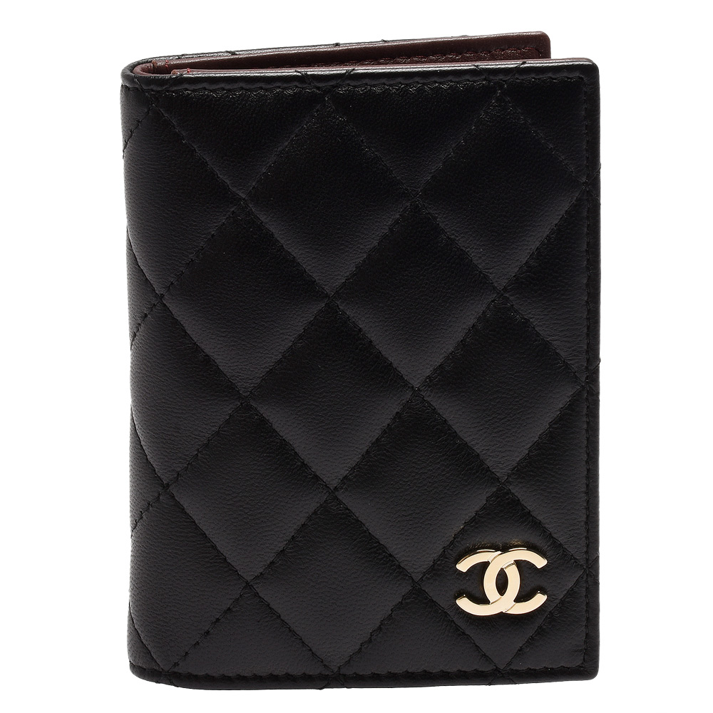 CHANEL 經典淡金雙C LOGO菱格紋小羊皮對折卡片/名片夾(黑X棗紅)