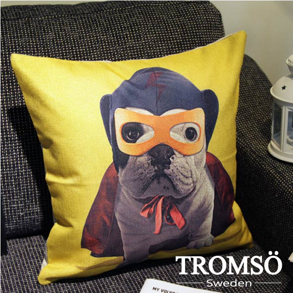 TROMSO-品味英倫棉麻抱枕/英雄法鬥