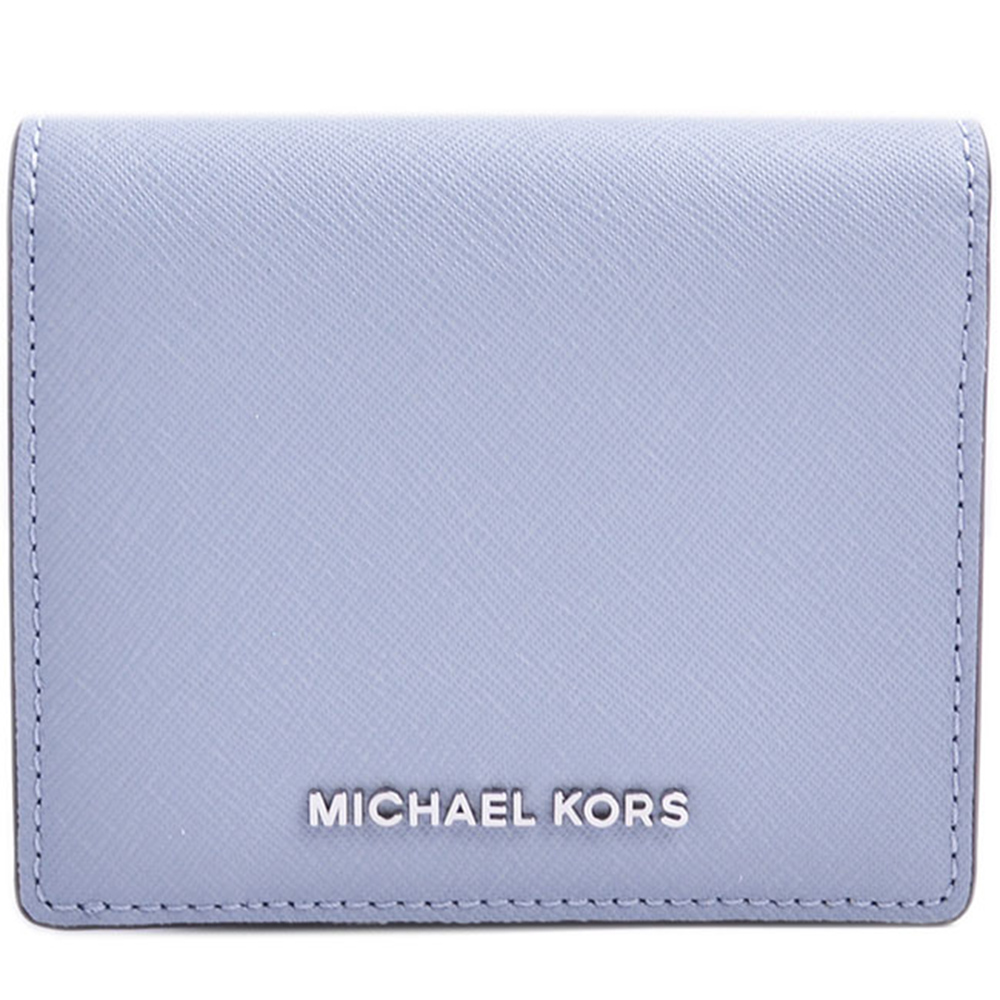 MICHAEL KORS Jet Set Travel 銀LOGO防刮皮革釦式短夾-淺藍灰