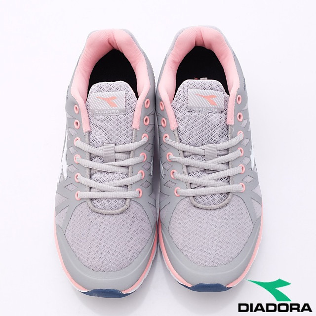 DIADORA-E楦頭超輕量反光慢跑款-WRNI838灰(女段)