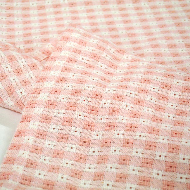 布安於室-小方眼方桌布-粉色(120*120cm)