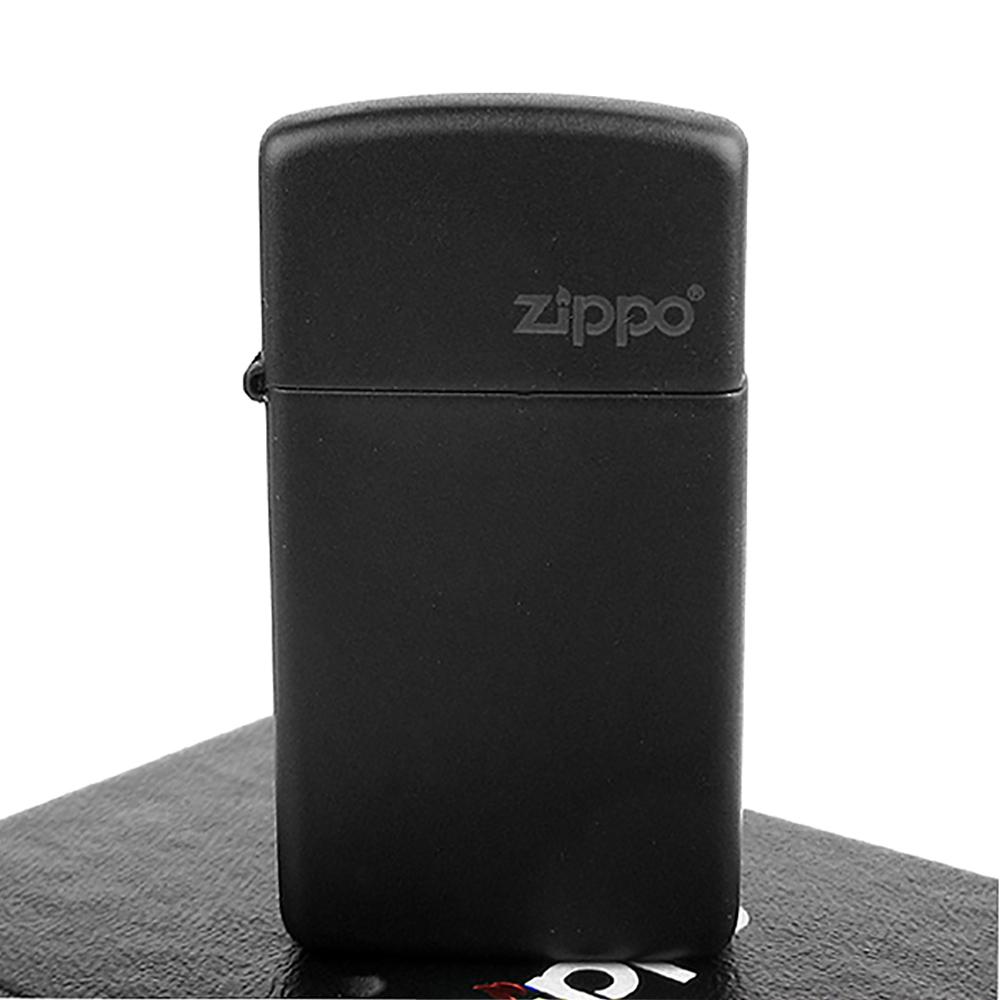 【ZIPPO】美系~LOGO字樣打火機~Black Matte黑色烤漆-窄版