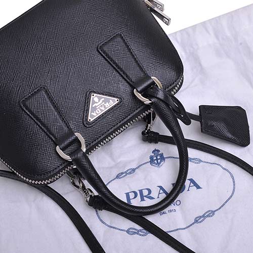 PRADA SAFFIANO LUX 貝殼型兩用包(迷你/黑)