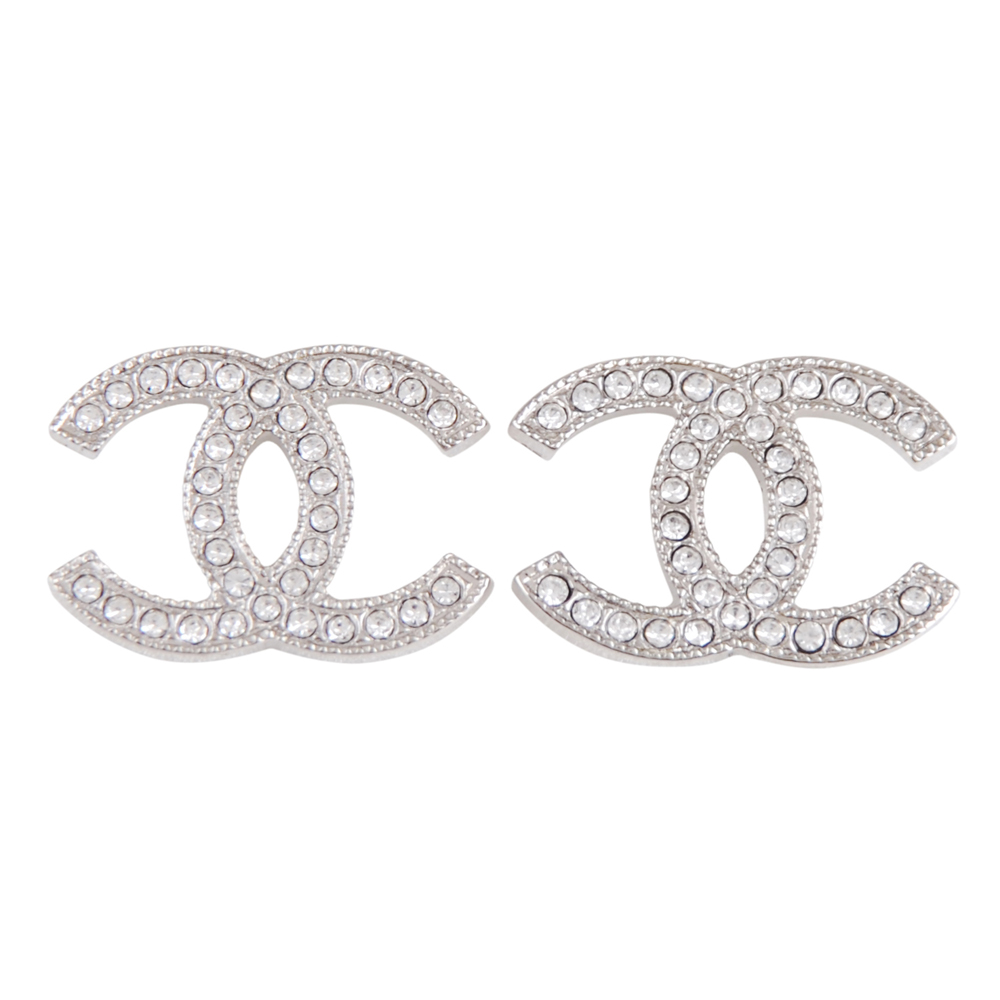 CHANEL 經典雙C LOGO排鑽波浪邊穿式耳環(銀)