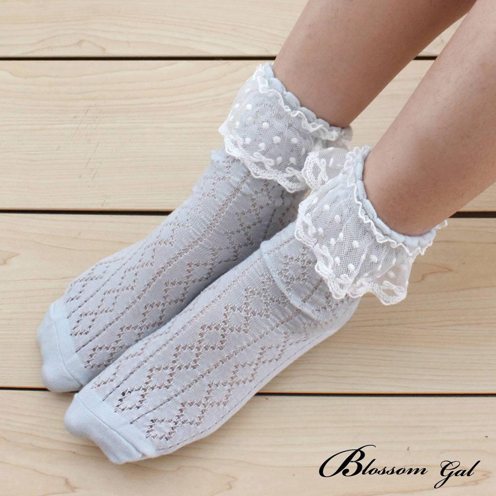 Blossom Gal夢幻感簍空菱格蕾絲短襪2入組(水漾藍)