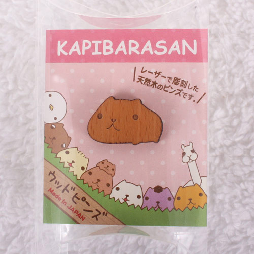 Kapibarasan 水豚君系列木製徽章