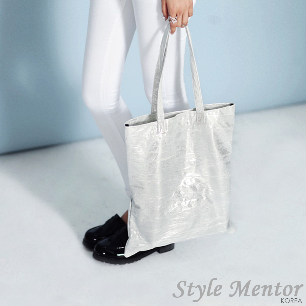 Style Mentor-皺摺質感金屬色托特包 (銀色)