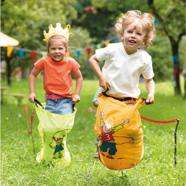 JAKO-O 德國野酷 兒童遊戲組合25件組(跳跳袋/兩人三腳/湯匙雞蛋/沙包擲遠)
