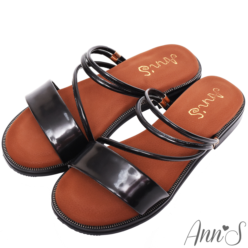 Ann’S乾淨簡單-素面兩穿氣墊寬版平底涼鞋-黑