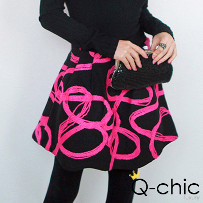 精緻車縫線條羊毛小短裙 (共二色)-Q-chic