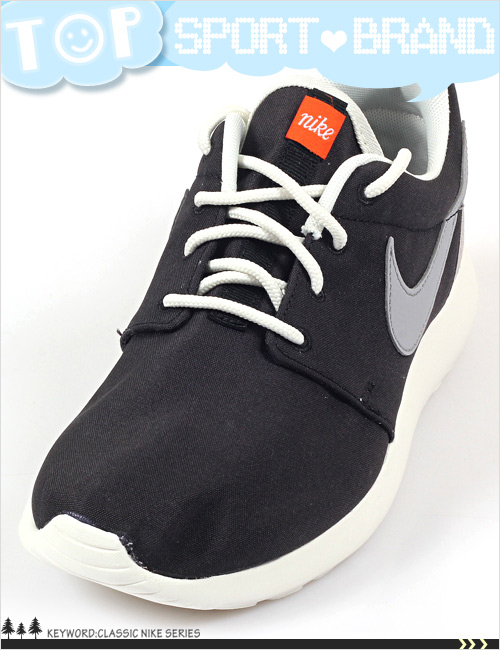 (女)NIKE WMNS ROSHE ONE RETRO