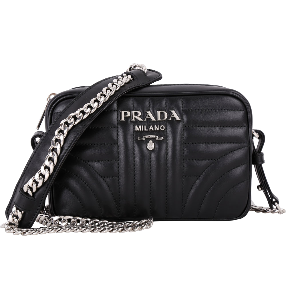 PRADA Diagramme 絎縫小牛皮斜背鍊帶包(mini/黑色)