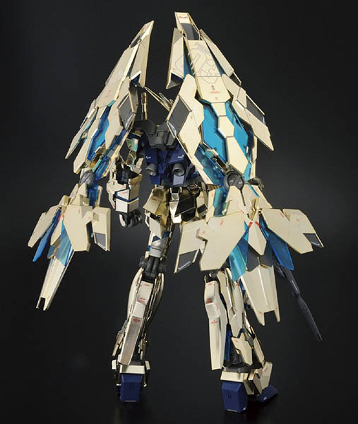 BANDAI 鋼彈UCMG 1/100 RX-0獨角獸鋼彈3號機 鳳凰(鍍金版)