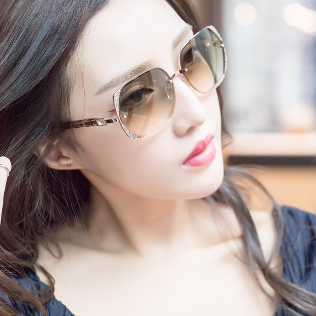 SWAROVSKI太陽眼鏡-方框-水鑽-金色SW33