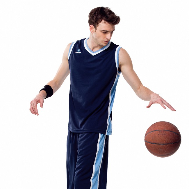 SASAKI 雙面穿長效性吸排V領籃球背心-男-黑/鮮藍(寬肩版)