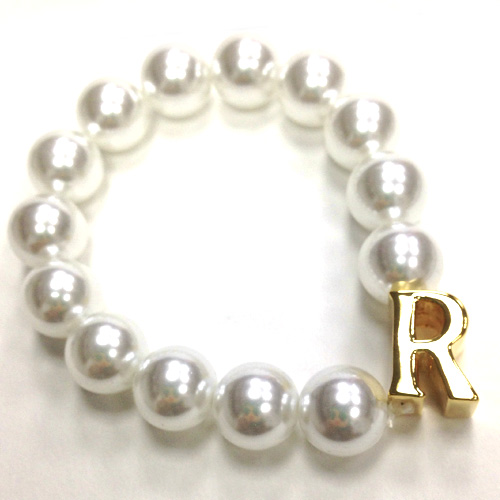 Anna Lou OF LONDON 倫敦品牌 金色字母 大珍珠手鍊