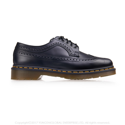 (男) Dr.Martens 3989 復古雕花5孔馬汀鞋*黑色