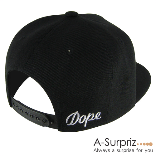 A-Surpriz DOPE字母縫線棒球帽(黑)