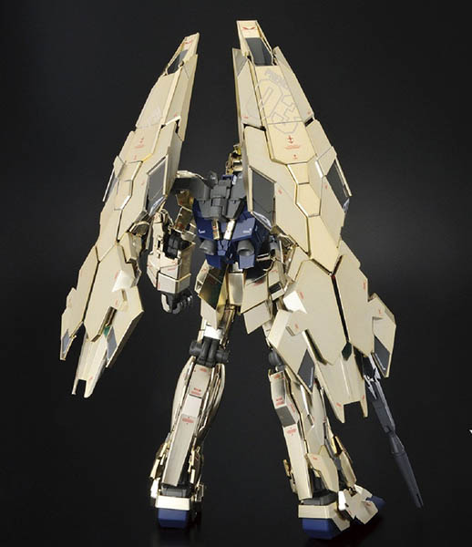 BANDAI 鋼彈UCMG 1/100 RX-0獨角獸鋼彈3號機 鳳凰(鍍金版)