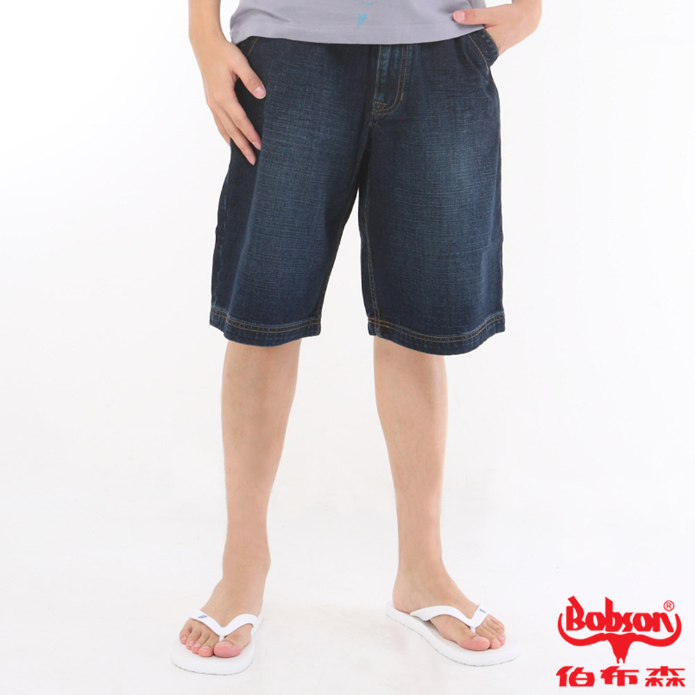 BOBSON 男款寬版牛仔短褲(深藍131-52)