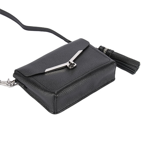 botkier VIVI 荔枝紋皮革流蘇綴飾復古旋扣翻蓋斜背包-黑色