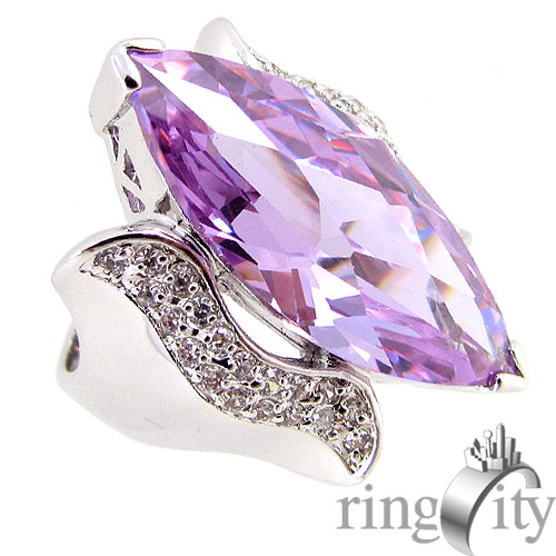 RingCity 粉紫晶鑽色菱型造型戒