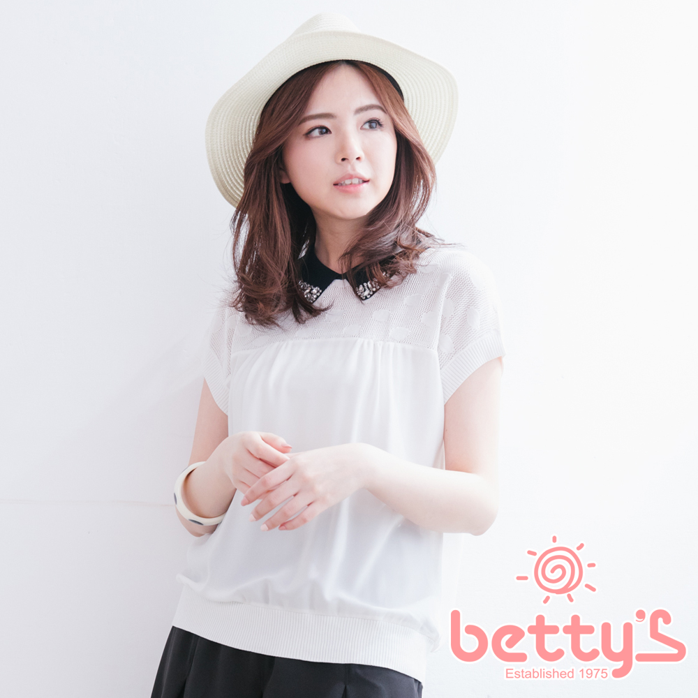 betty’s貝蒂思　領間配色縫水鑽針織拼接雪紡上衣(白色)