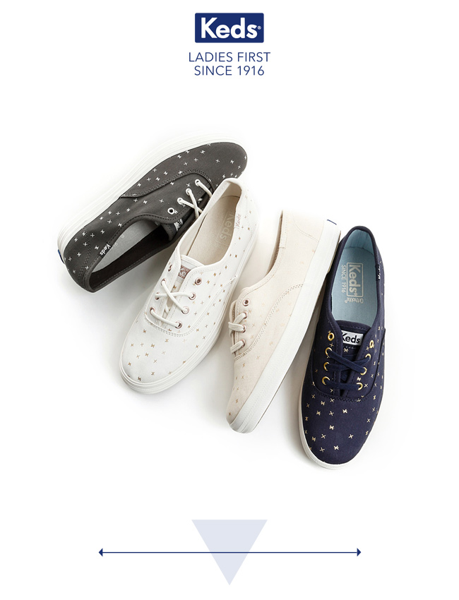 Keds TRIPLE 燙金圖騰厚底綁帶休閒鞋-奶油白