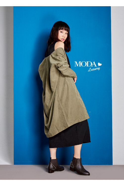 短靴 MODA Luxury 個性拼接鉚釘牛皮尖頭粗跟短靴－咖